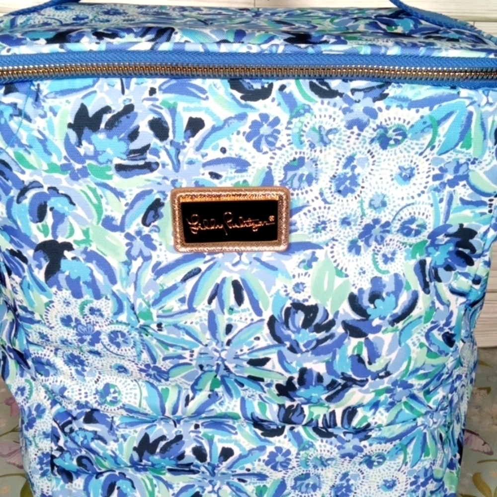 Lilly Pulitzer Insulated Wine Cooler Bag Or Drinks Blue Pinic Football Games - Picture 2 of 9